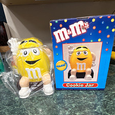 M&M's Yellow Character Cookie Jar with Box - Candy & Nuts Theme picture