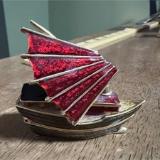 Estée Lauder 2003 Sailboat Ship Figural Solid Perfume Compact Red Sails Gold picture