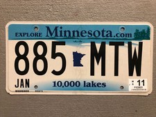 MINNESOTA LICENSE PLATE EXPLORE LAKE/ CANOE 🛶 RANDOM LETTERS/NUMBERS FAIR COND. picture