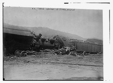 Photo:Austin Texas 1900s Railroad Train Flood Wreck Debris picture