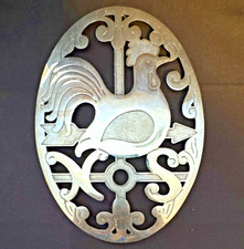 Vintage E P ZINC Italy Oval Metal Rooster Trivet Silver Tone Farmhouse Kitchen picture