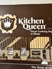 Kitchen Queen West Bend Cookbook Reference Vintage Recipes Spiral Bound 1988 picture
