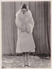 1926 Press Photo Actress Marian Nixon Models White Ermine Coat by Roman Freulich picture