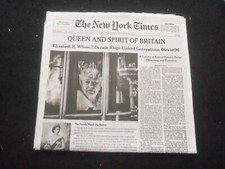 2022 SEPTEMBER 9 NEW YORK TIMES - QUEEN ELIZABETH DIED AT AGE 96 (1926-2022) picture