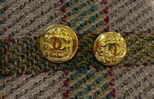 Authentic Vintage Matelasse Chanel Buttons 20mm and 18mm picture