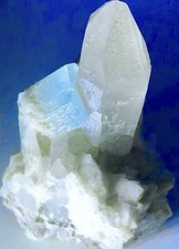 Beautiful Natural Raw Aquamarine Crystal Quartz Point Matrix Specimen Madagascar picture