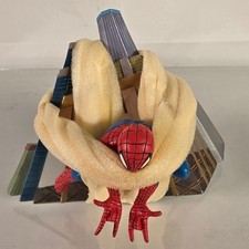 Rare Spider-Man Forced Perspective Statue - Oh What A Tangled Web Marvel Select picture