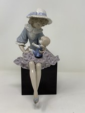 Lladro Debbie & Her Doll 1379 Durmiendo La Muneca on Wood Stand Figurine Spain picture
