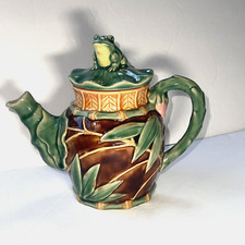 Vtg Henriksen Imports Majolica Teapot Frog on Lily Pad Lid Bamboo Design 5 cup picture
