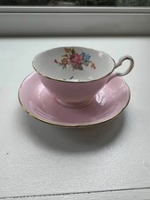 Royal Grafton Bone China Teacup And Saucer, Floral Pink Pattern (6715 England) picture