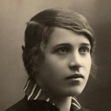 c1912 Vintage Russian RPPC* Theatre / Stage / Screen Actress Postcard (4296) picture