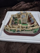 Lenox Great Castles of the World Tower of London 1995 Resin Model on Wood Base picture