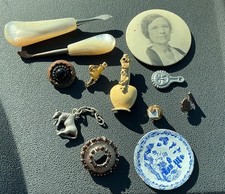 Junk Drawer Mix Lot Old Junk Estate Finds Pocket Mirror Jewelry Other picture