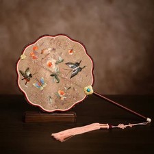 Handmade Intangible Cultural Heritage Su Embroidery Double-Sided Round Fan picture
