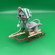 Annalee 1992 Grey Mouse on Wooden Sled Green Striped Hat Winter Holiday Doll picture