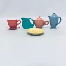 Vintage Fiesta Ware Accessories Contemporary Magnets Collection 5 Piece Set picture