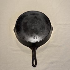 Wagner Sydney O Arc/Straight Logo No.9 B Cast Iron Skillet W/ Heat Ring Pitting picture