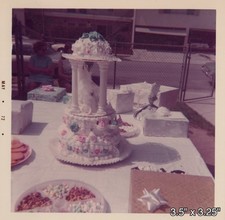 1972 Tiered Wedding Cake Columns Reception Gifts Candy Nuts VINTAGE PHOTO picture