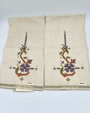 2 Vtg Mastercraft Handmade Embroidered Linen Handkerchief Napkins 13”x21” picture
