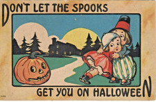 Halloween Postcard Bergman No 9086, Jack o Lantern Spooks Two Children (c) 1913 picture