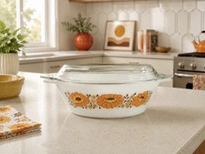 Vintage JAJ Pyrex Toledo casserole dish&lid 509 orange flower power retro picture