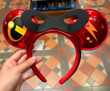 Authentic 2026 HongKong Disney Pixar The Incredibles Hero Minnie Ears Headband picture