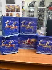 2005 Hallmark Santa’s Midnight Ride Table Top Dash Away Sleigh & 8 Reindeer picture