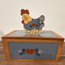 Rare: Vintage Chicken Hen Recipe Box Holder Cottagecore Grannycore Country picture