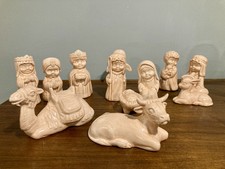 Vintage Pink Nativity Christmas Ceramic 12 Piece Set RARE COLOR picture