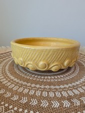 Vintage McCoy Yellow Bulb Planter with Wave Design on Sides 7