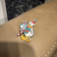 2025 - Donald Duck - Christmas - WDW - HD - Chaser - Disney Pin picture
