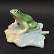 Vtg HEREND Porcelain GREEN FROG on BLUE LILY PAD Figurine 5155 HUNGARY picture