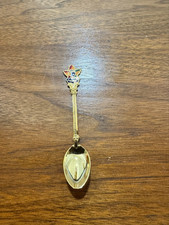 Vintage Canada Niagara Falls Souvenir Spoon Gold Tone Enamel Maple Leaf 4.5 In picture