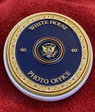 Ultra Rare Authentic White House POTUS Photographer Oval Office Challenge Coin picture