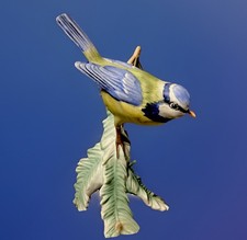 Goebel 1973 W Germany Blue Titmouse Bird on Leaf Figurine 3800615 w/Wooden base picture