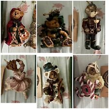 6 Boyd’s Bears christmas ornaments Lot picture