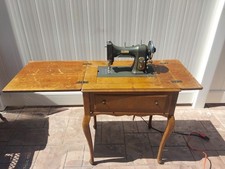 Vintage White ROTARY Model 77-196832 Sewing Machine in Cabinet.1948-1954. picture