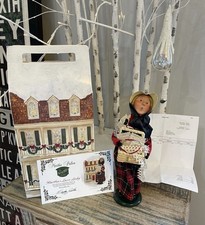 Byers’ Choice Christmas Caroler - Martha’s Lace Lady LE NIB Dated 2008 picture