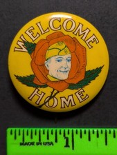 Vintage Welcome Home General McArthur World War 2 Pinback Pin picture