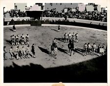 LD353 1947 Orig Photo JOSE GONZALEZ CONCHITA CITRON ALBERTO LOPES BULLFIGHTERS picture