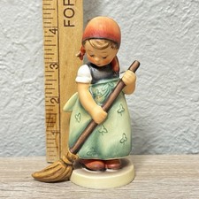 Goebel Hummel Little Sweeper HUM 171 TMK5 1970s Girl Broom 4.25
