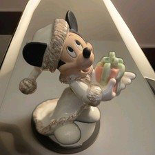 Lenox Classics Disney Showcase Mickey  Mouse Figure 4