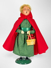 2002 Byers Choice Colonial Williamsburg Girl Apple Basket Christmas Caroler picture