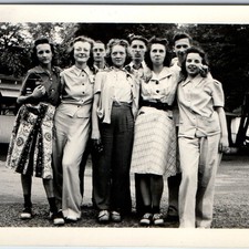 c1940s Group Friends Box Camera Fashion Snapshot Photo 5