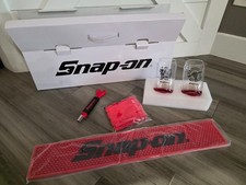 NEW RARE Snap-on Bar Gift Set 2 Glasses Beer Tap Handle Bar Mat Towel NEW picture
