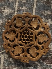 Vintage Hand Crafted WOODEN TRIVET Hot Plate Leaf Honeycomb Lattice Pattern 6 in picture