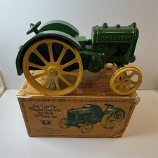 Vintage 1970s ERTL John Deere 1923 Model D 1/16 Diecast Tractor w/ Box picture
