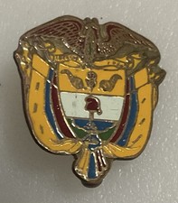 Vintage Colombia National Coat Of Arms Pin Badge picture