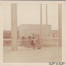 1969 Seattle Washington Worlds Fair Pacific Science Center Couple VINTAGE PHOTO picture