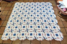 1930-1950s Double Wedding Ring Stars In Rings Hand Sewn Quilt 82x82” 3 Pieced picture